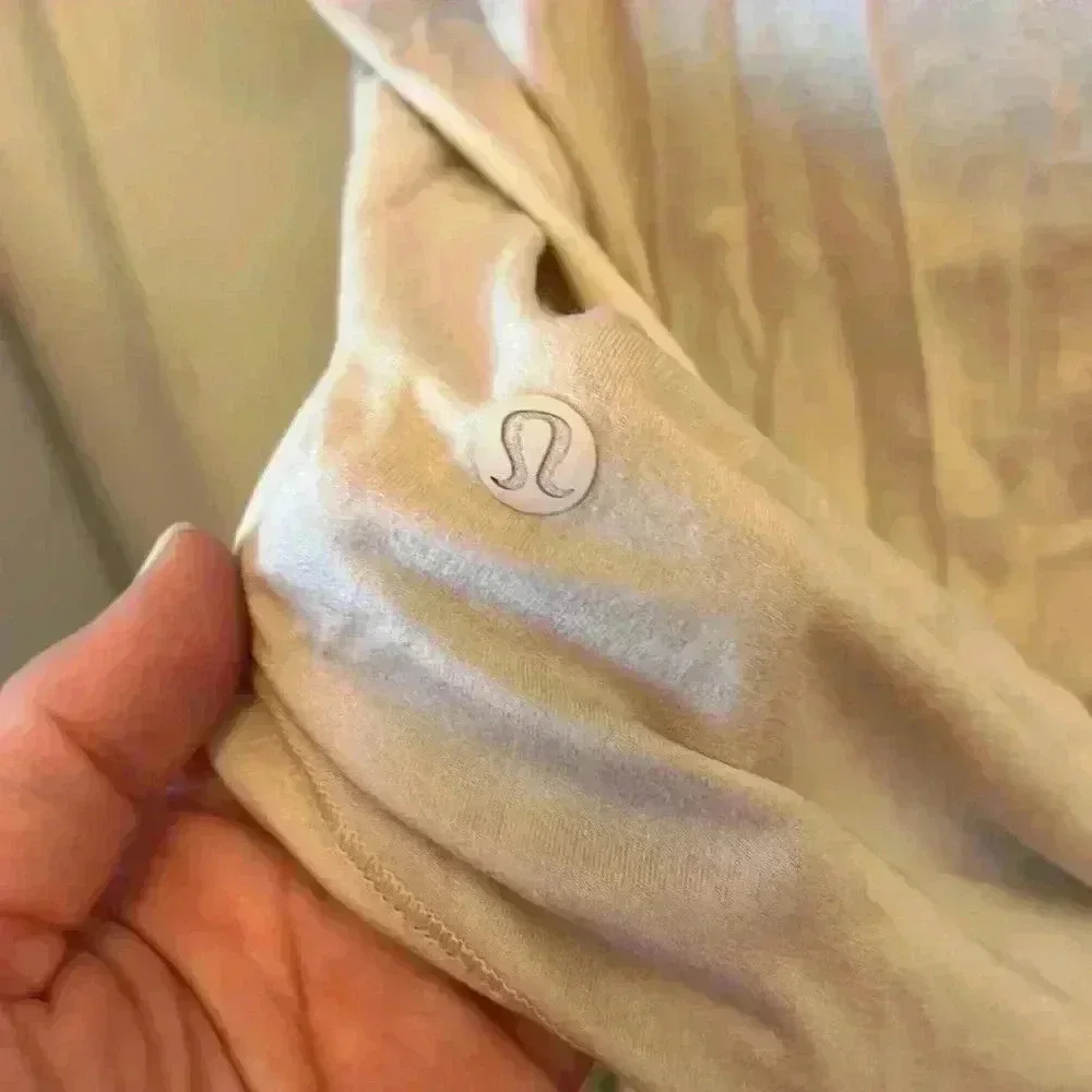 Lululemon Hi-low Tee in Bone-Sz 4